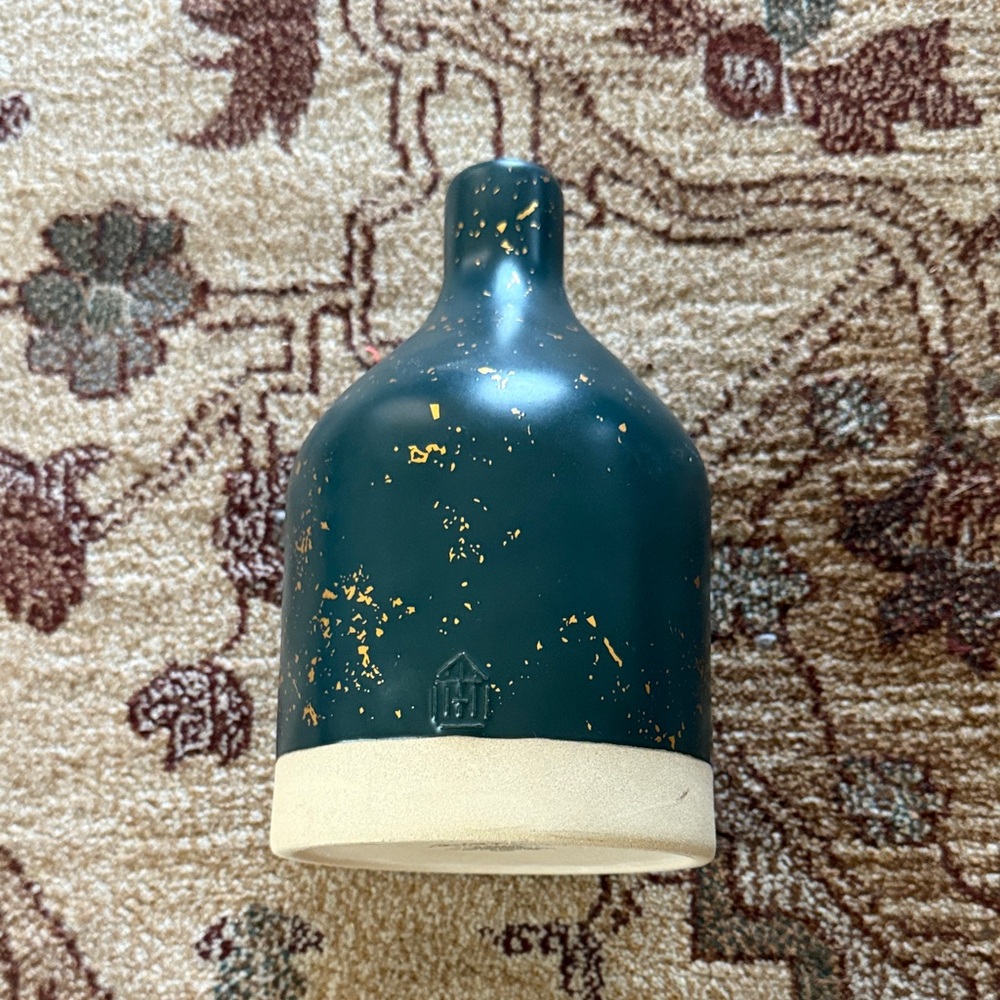 Green hearth and hand speckled stoneware vase